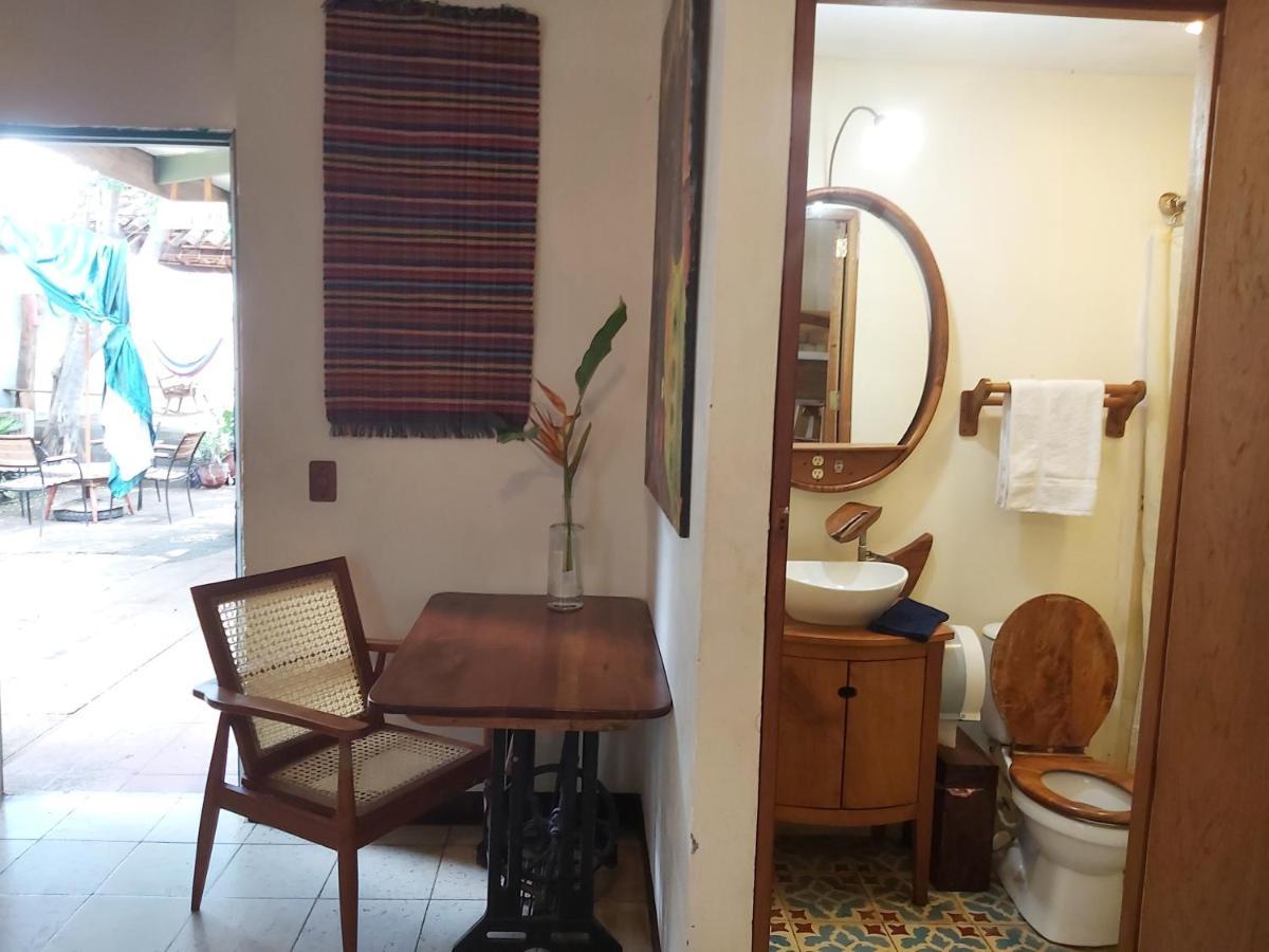 ホテル Casa Benjamin Linder マナグア エクステリア 写真